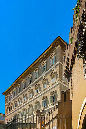 Palazzo Apostolico: The Pope's Official Vatican Residence