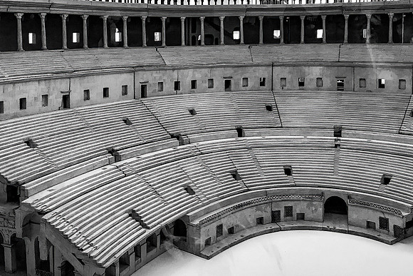Ancient Model: Colosseum Remembrance