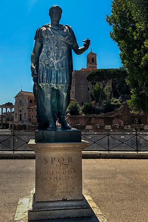 Giulio Caesare - Dict. Perpetuo